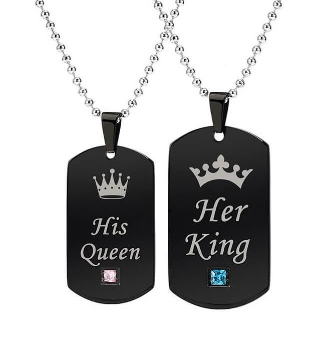 KING QUEEN Necklaces for Couple