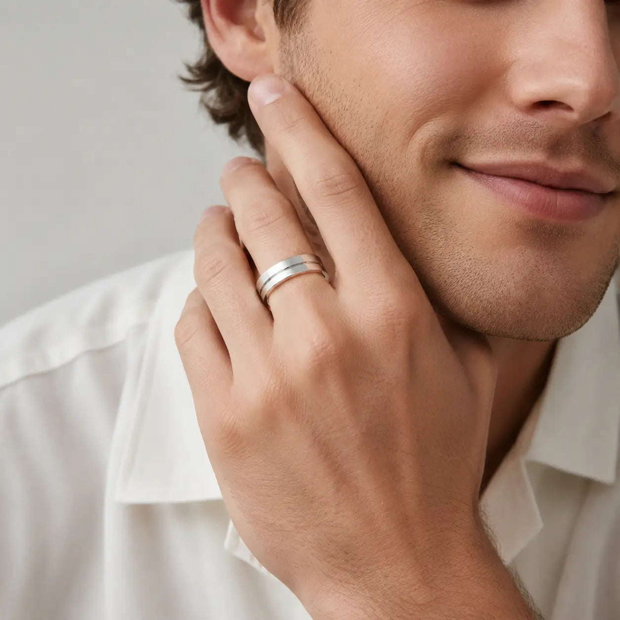 Minimal Groove Ring